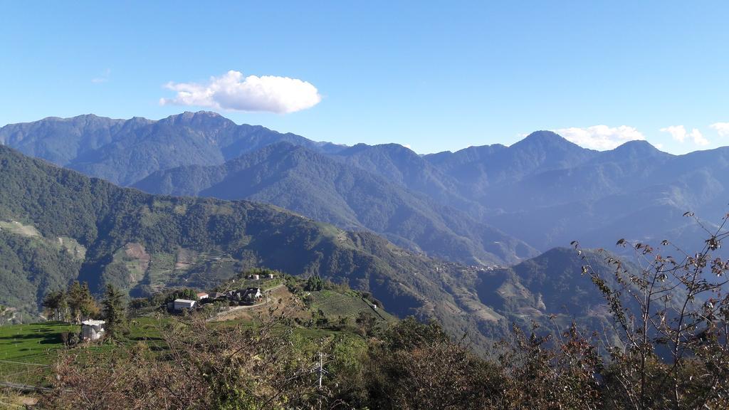 Qing Jing Xiao Taiyang Jingguan Homestay Nhân Ái Ngoại thất bức ảnh
