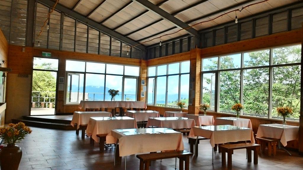 Qing Jing Xiao Taiyang Jingguan Homestay Nhân Ái Ngoại thất bức ảnh