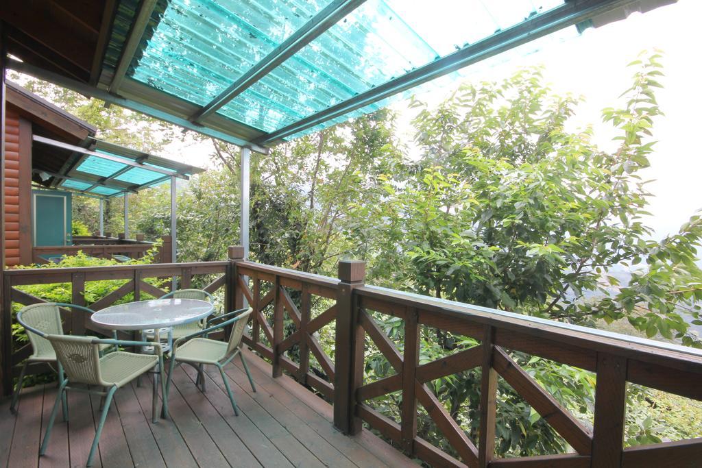 Qing Jing Xiao Taiyang Jingguan Homestay Nhân Ái Ngoại thất bức ảnh
