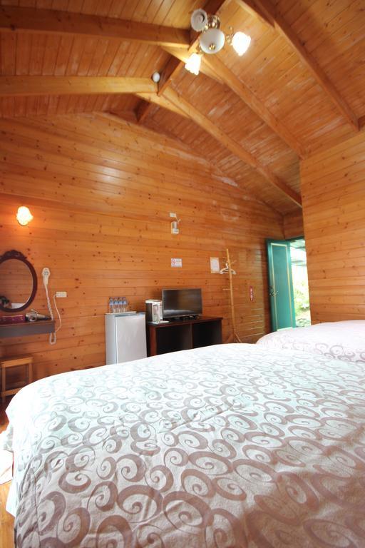 Qing Jing Xiao Taiyang Jingguan Homestay Nhân Ái Ngoại thất bức ảnh