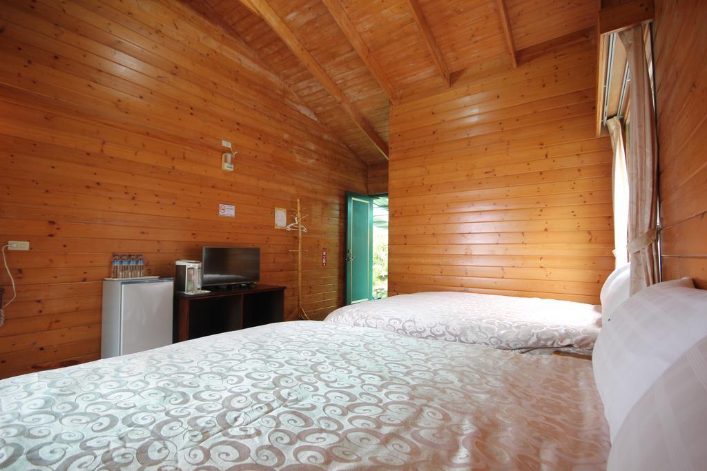 Qing Jing Xiao Taiyang Jingguan Homestay Nhân Ái Ngoại thất bức ảnh