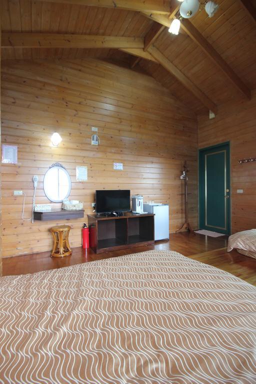 Qing Jing Xiao Taiyang Jingguan Homestay Nhân Ái Ngoại thất bức ảnh